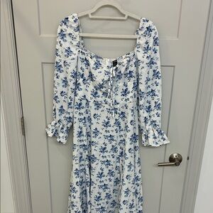 Floral Blue and White Dress XS